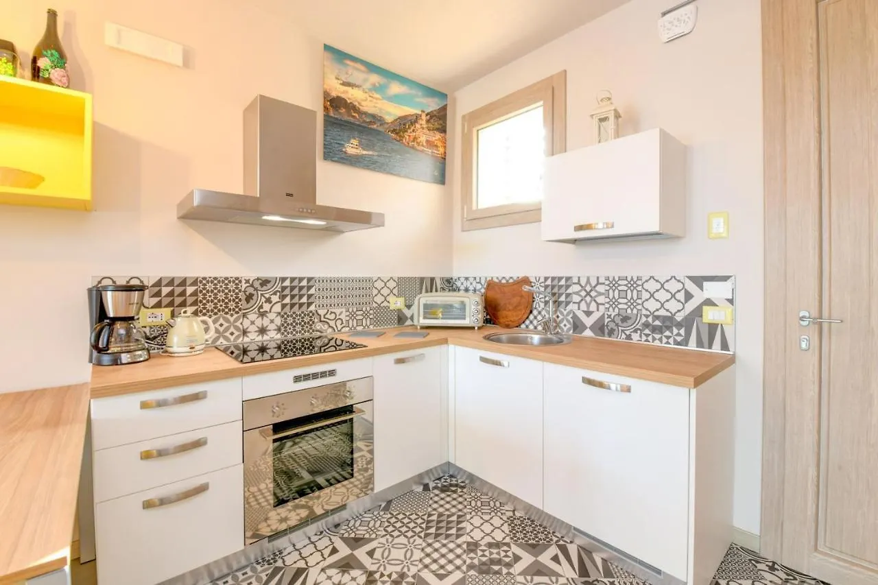 Gardaliva 4 Apartman Manerba del Garda