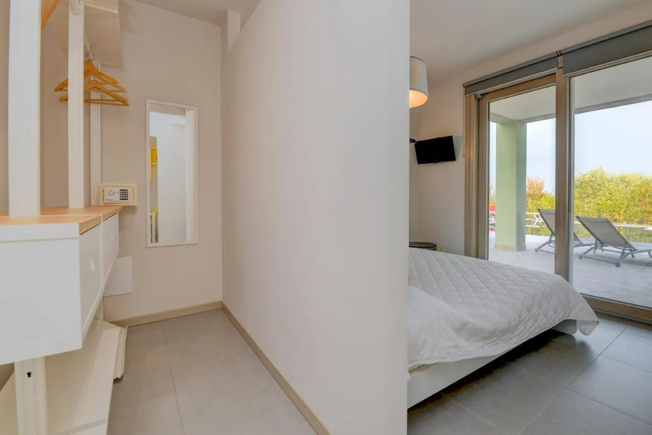 Gardaliva 4 Daire Manerba del Garda
