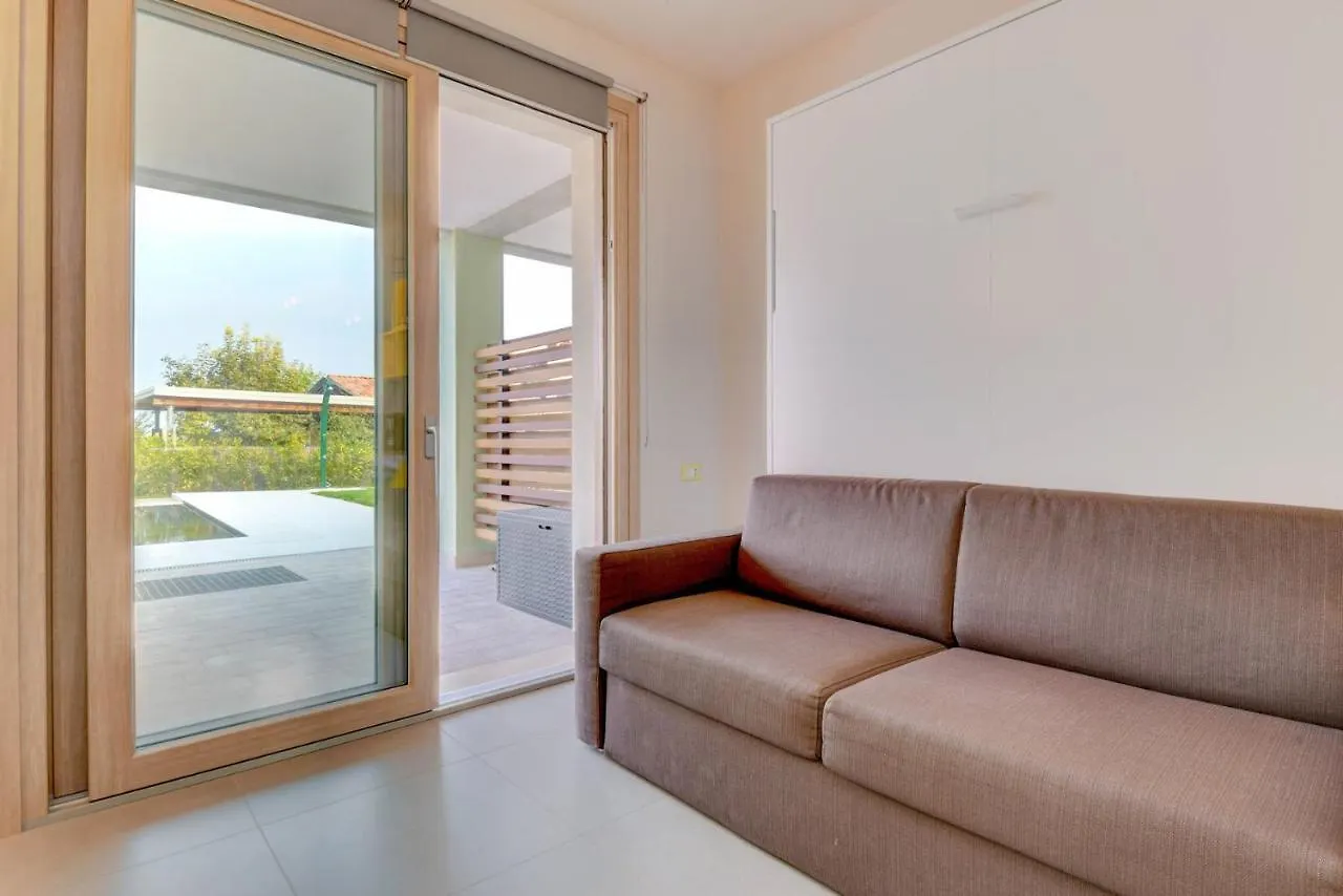 Gardaliva 4 Daire Manerba del Garda 0*,  İtalya